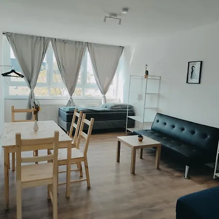 Monteurwohnung Ferienwohnung Business Appartement Rechts Langenfeld Mönchengladbach Esterno foto