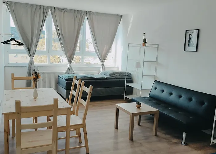 Monteurwohnung Ferienwohnung Business Appartement Rechts Langenfeld